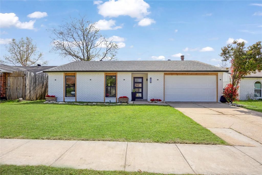 5412 Gibson Drive, The Colony