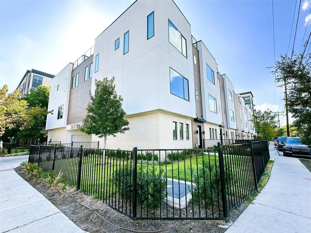 2633 Reagan Street 201, Dallas