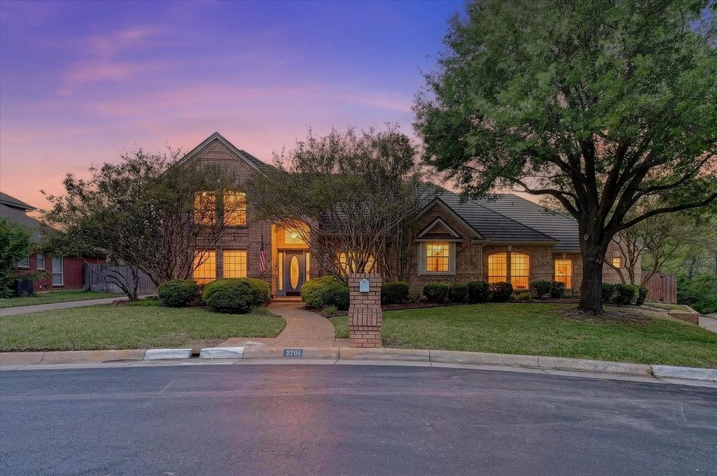 2701 Massachusetts Bay Drive, Arlington