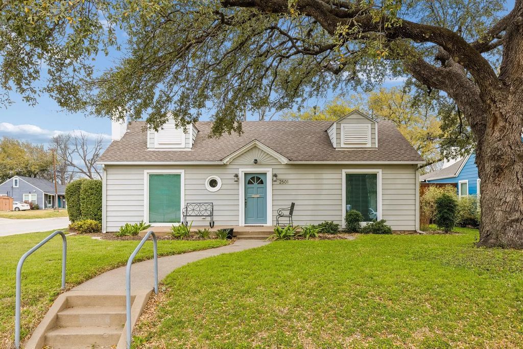 2501 Lotus Avenue, Fort Worth