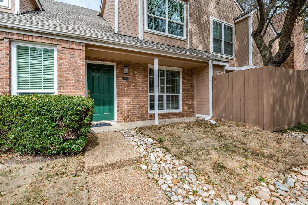 17860 Windflower Way 1501, Dallas