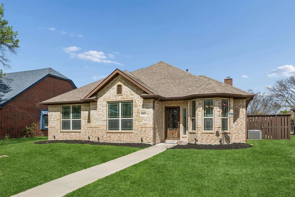 8005 Lake Bend Drive, Rowlett