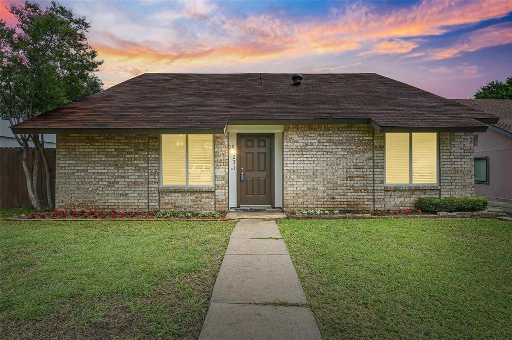 1231 Tiffany Lane, Lewisville