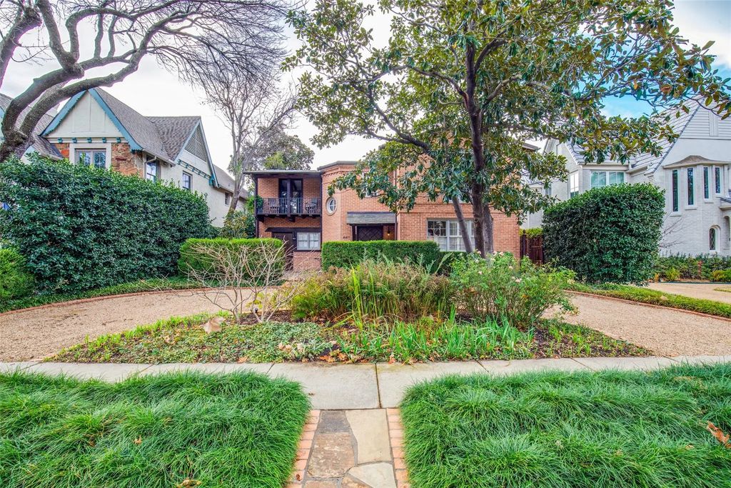4411 Normandy Avenue 4409, University Park