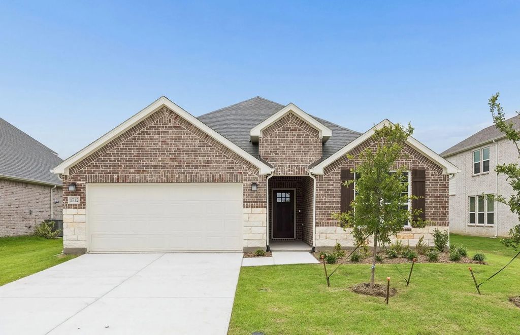 1712 Bennett Drive, Anna