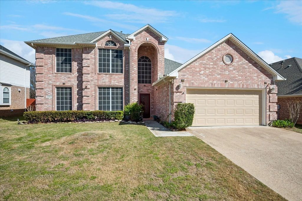 2317 Denham Drive, Arlington
