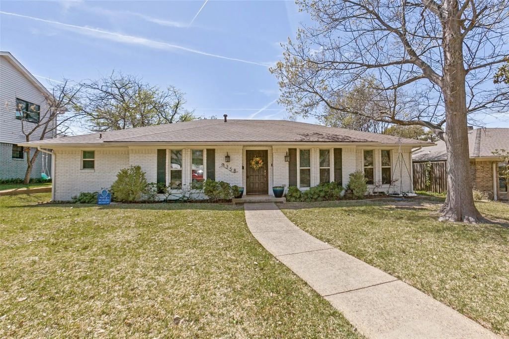 9358 Heatherdale Drive, Dallas