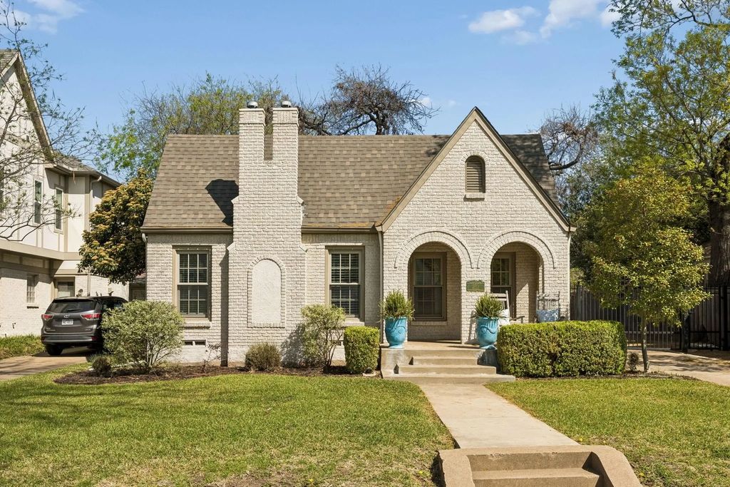5715 Kenwood Avenue, Dallas