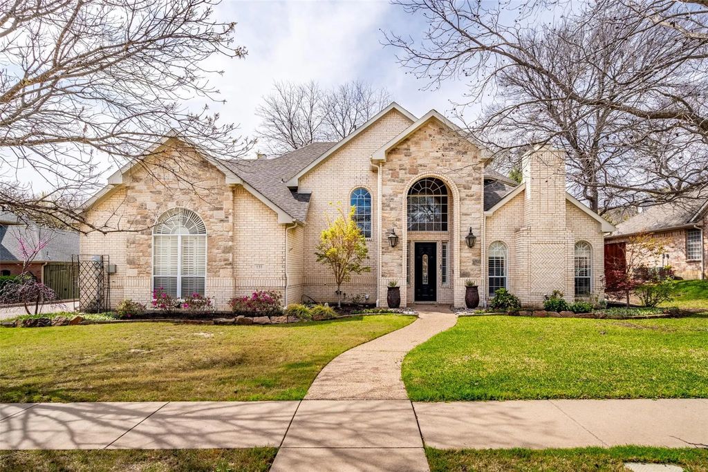 135 Manchester Lane, Coppell