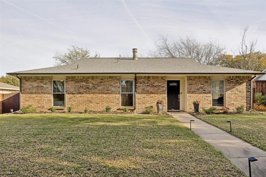 1447 Vanderbilt Drive, Plano