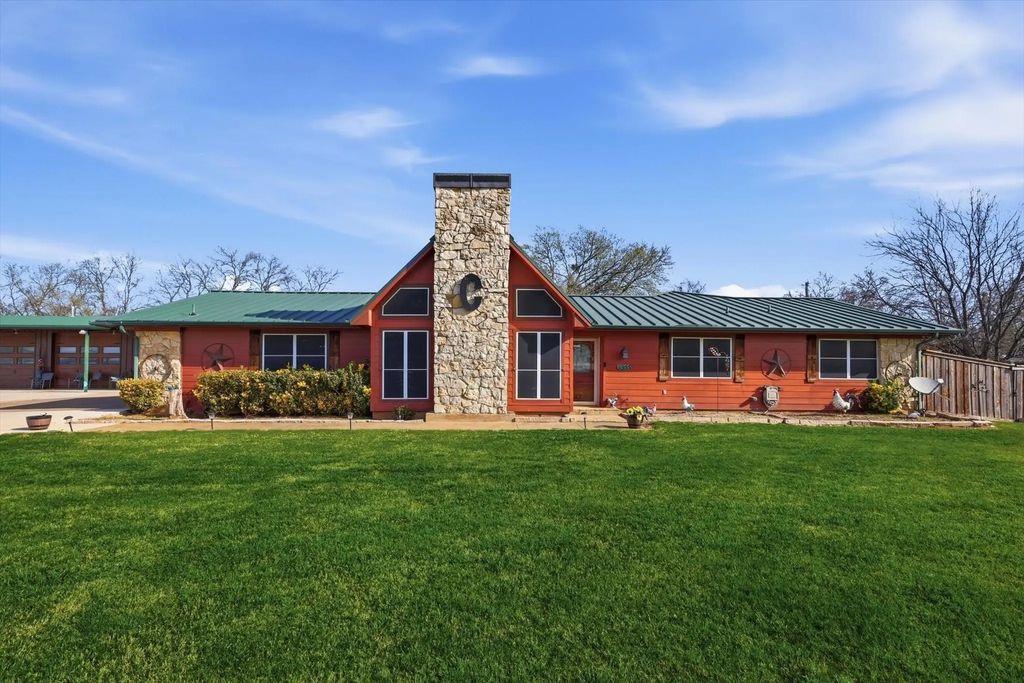 5355 Hoehn Road, Sanger