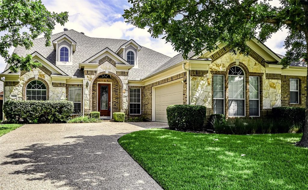 2415 Green Meadow Drive, Sachse