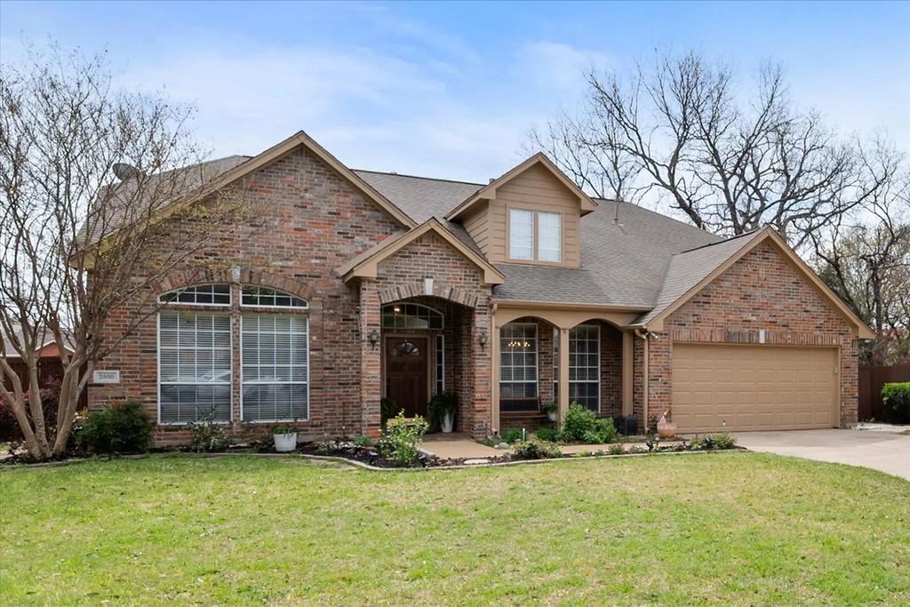 2800 Springbranch Court, Grapevine