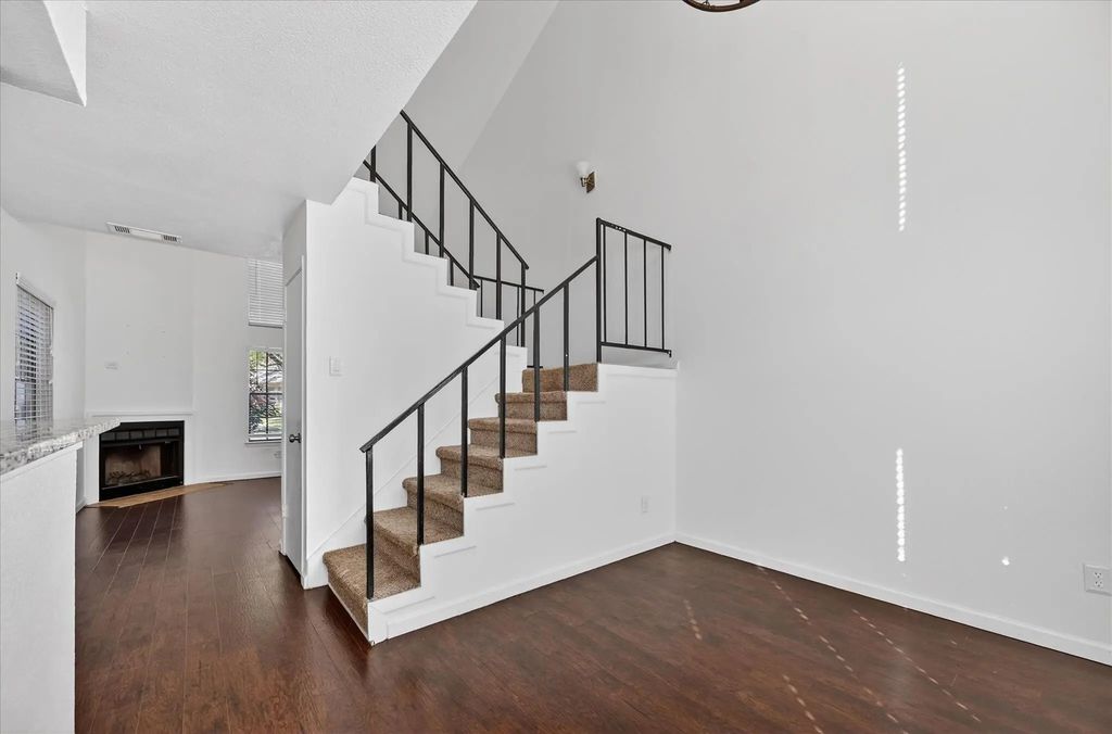 5335 Bent Tree Forest Drive 119, Dallas