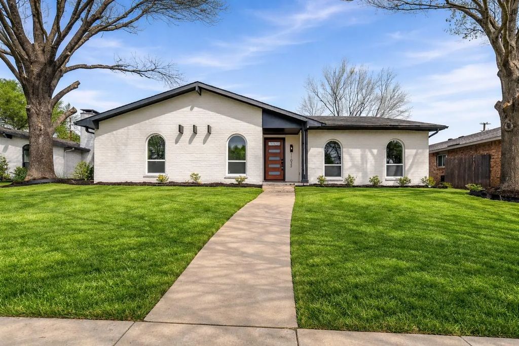 11033 Mccree Road, Dallas