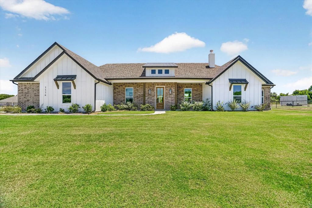 1114 Silver Sage Trail, Weatherford