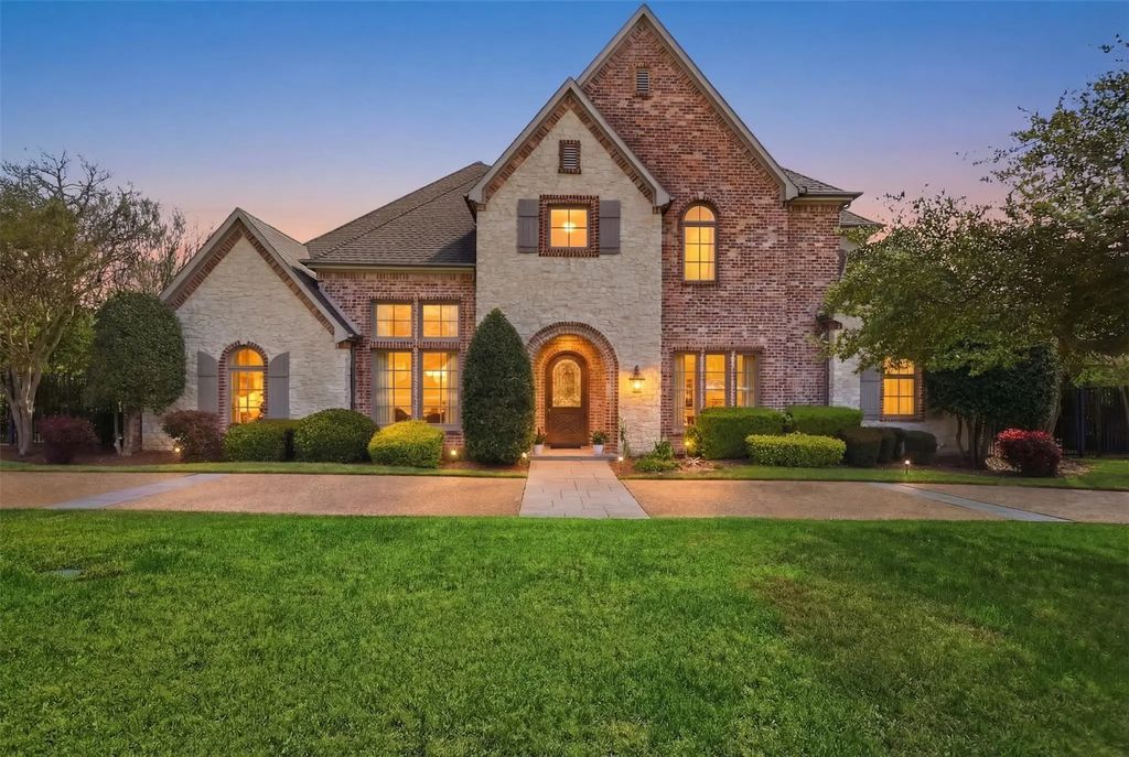12046 Arbargee Circle, Dallas
