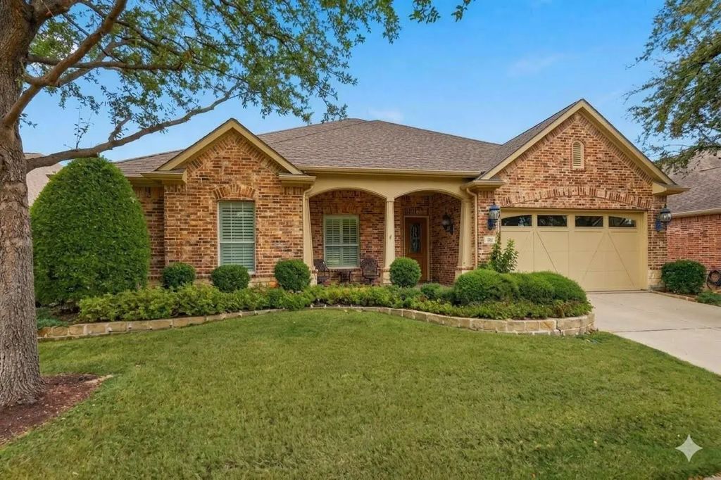7254 Bay Hill Drive, Frisco
