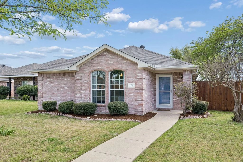 705 Donny Brook Drive, Wylie