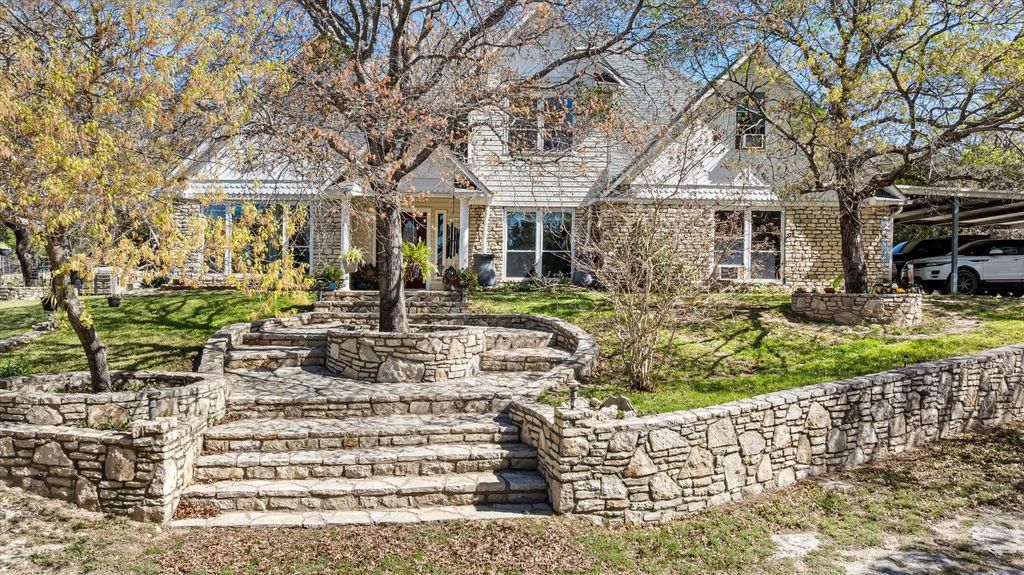 1130b Fm 205, Glen Rose