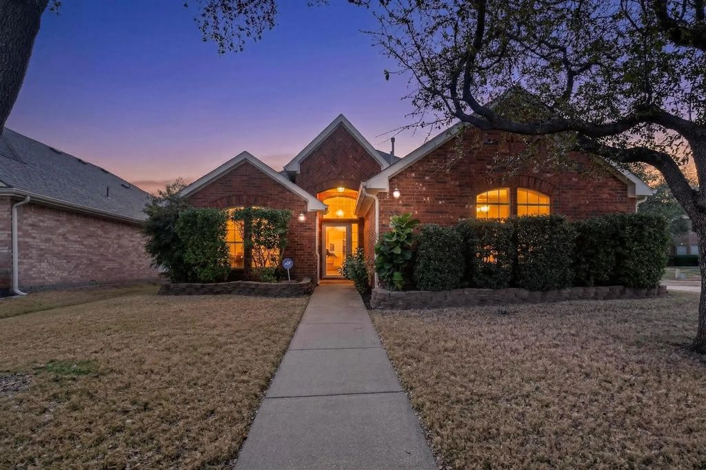 10702 J A Forster Drive, Rowlett