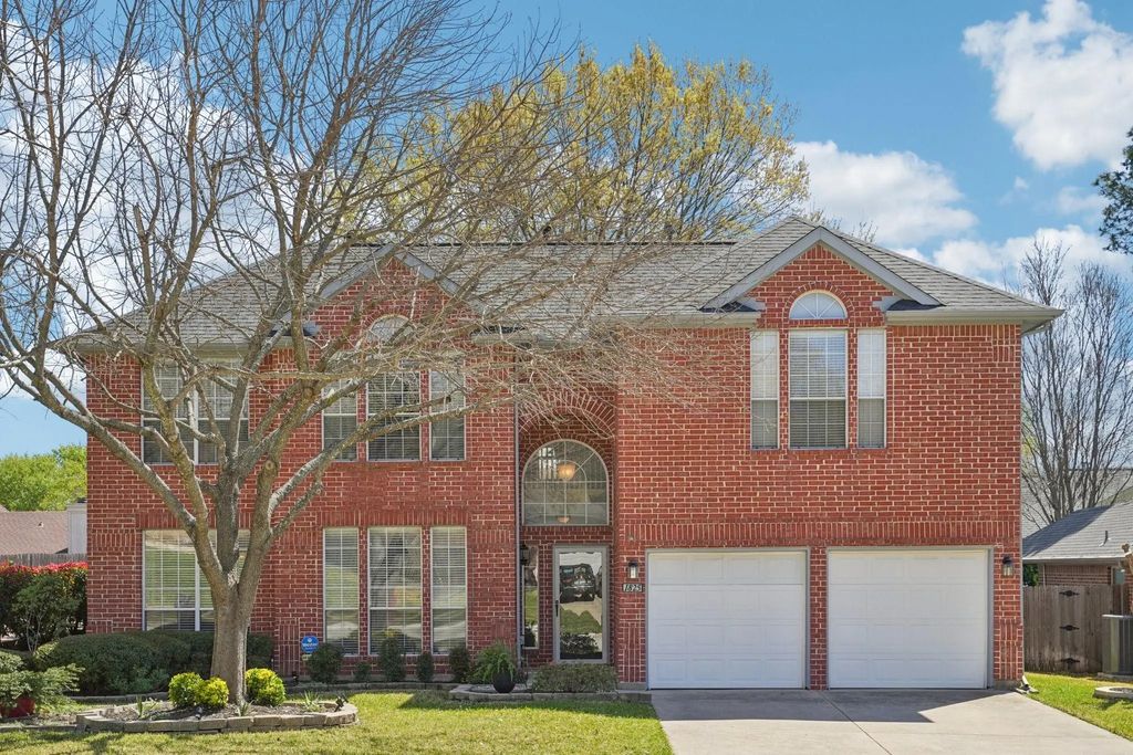 1825 Sandalwood Lane, Grapevine