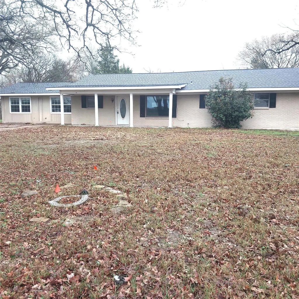 986 Us-84 W, Teague