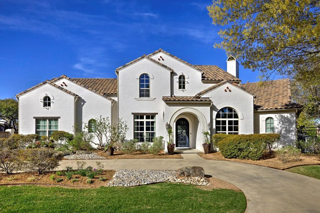 6932 Hazeltine Drive, Fort Worth