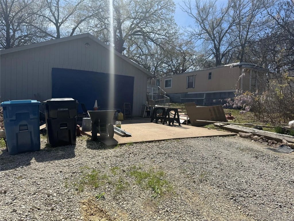 620 E Shepherd Street, Denison