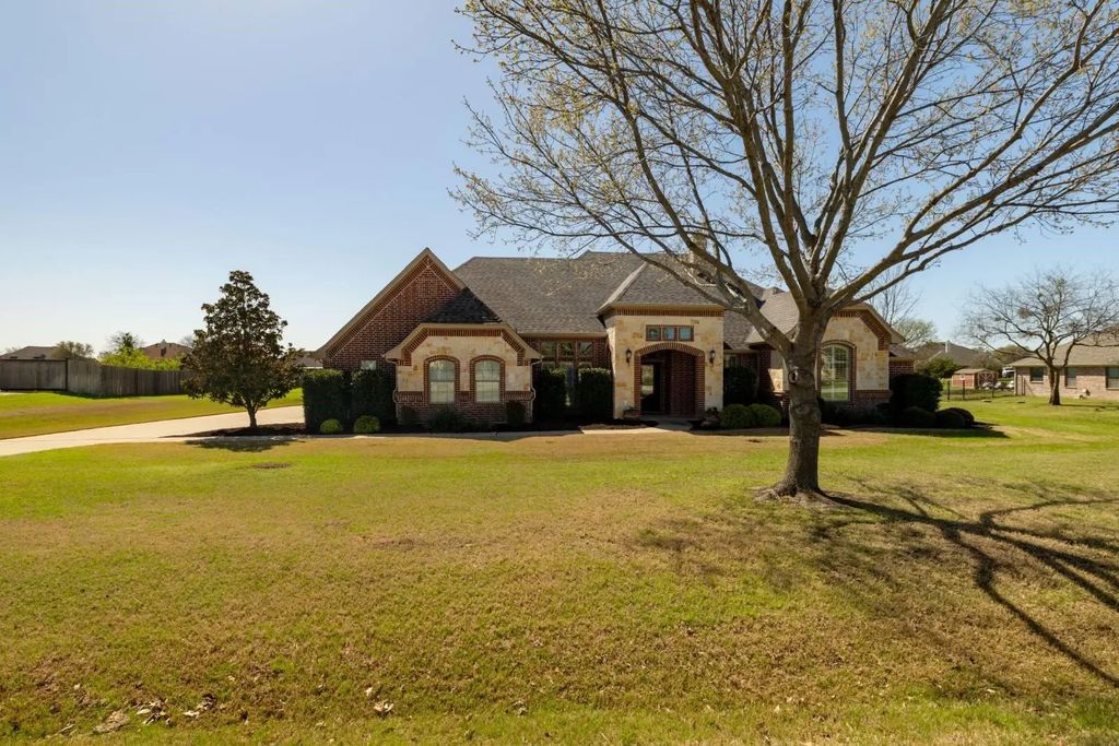 130 Austen Drive, Hudson Oaks