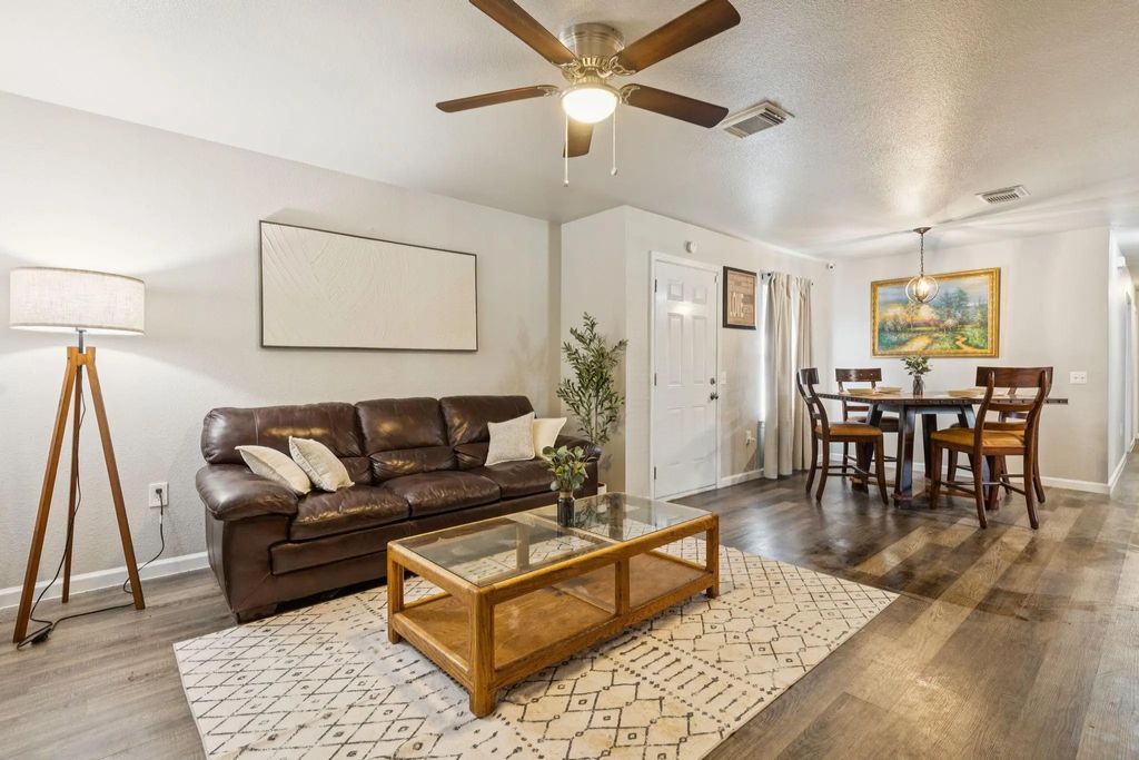 2710 Silkwood Street, Dallas