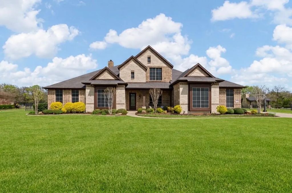 8112 Sharon Jean Drive, Mansfield