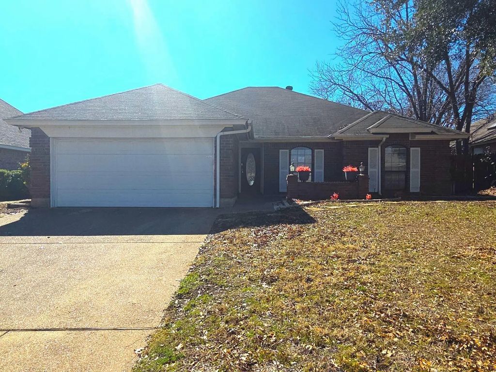 4005 Marsh Lane, Fort Worth