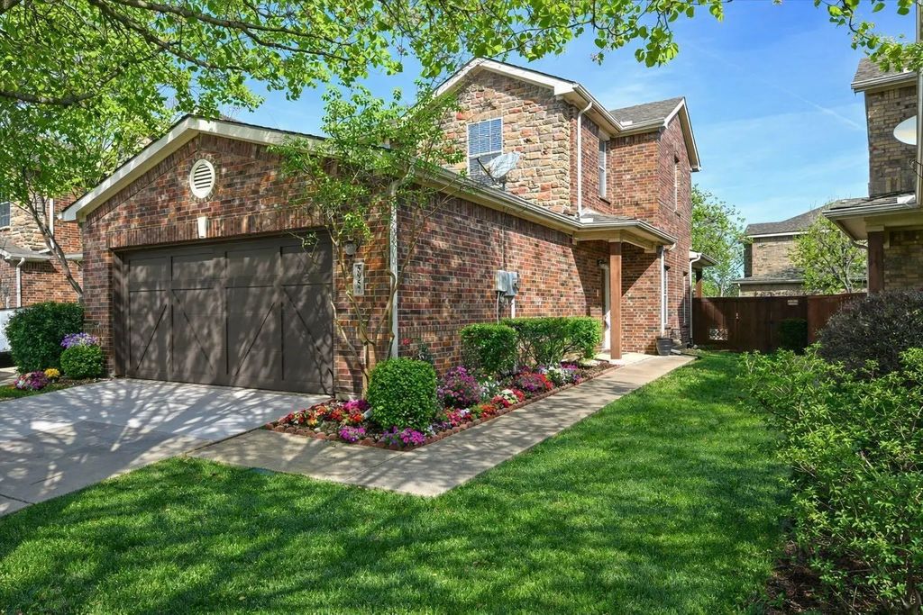 5957 Lost Valley Drive, The Colony