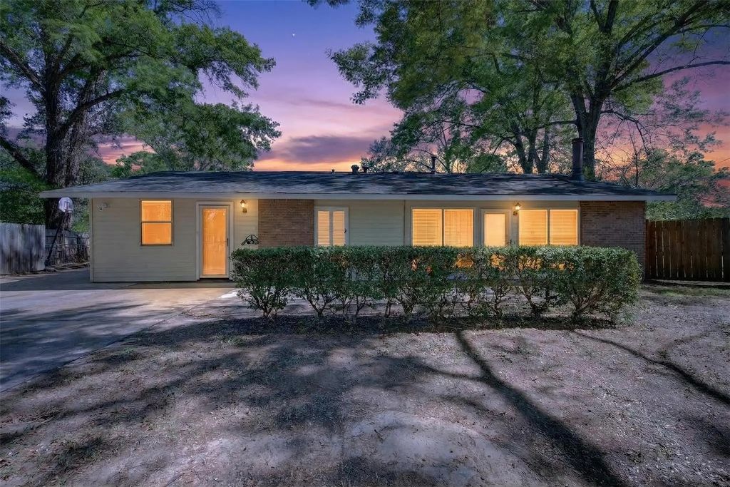 9629 Fairlawn Court, Shreveport