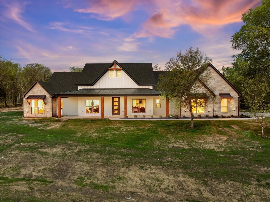 317 N Big Red Way, China Spring