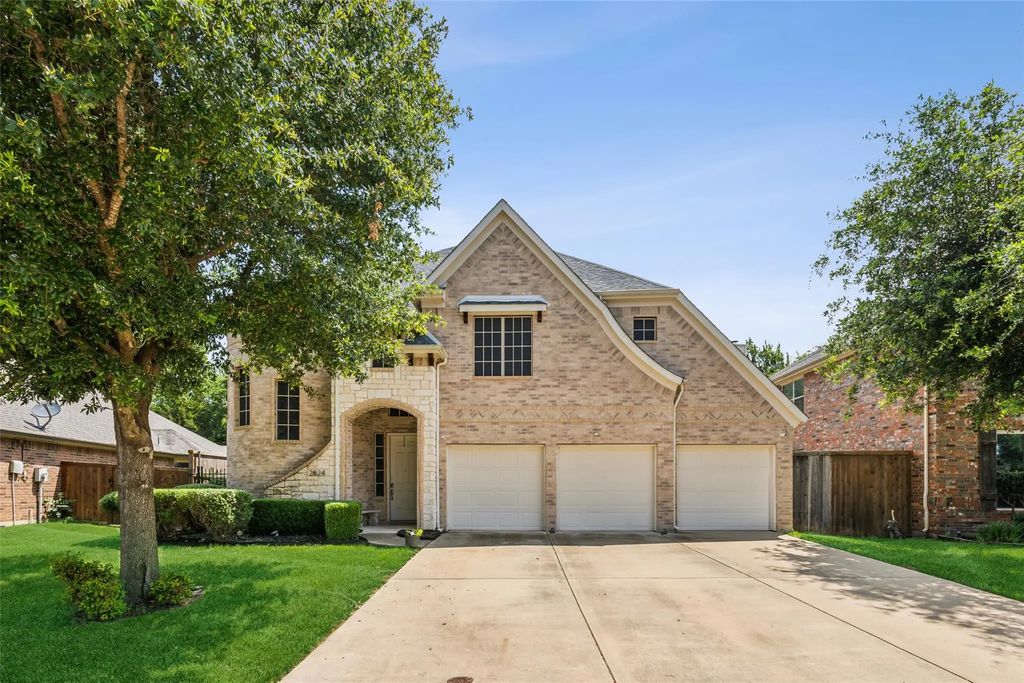 2824 Lazy Creek Drive, Grand Prairie