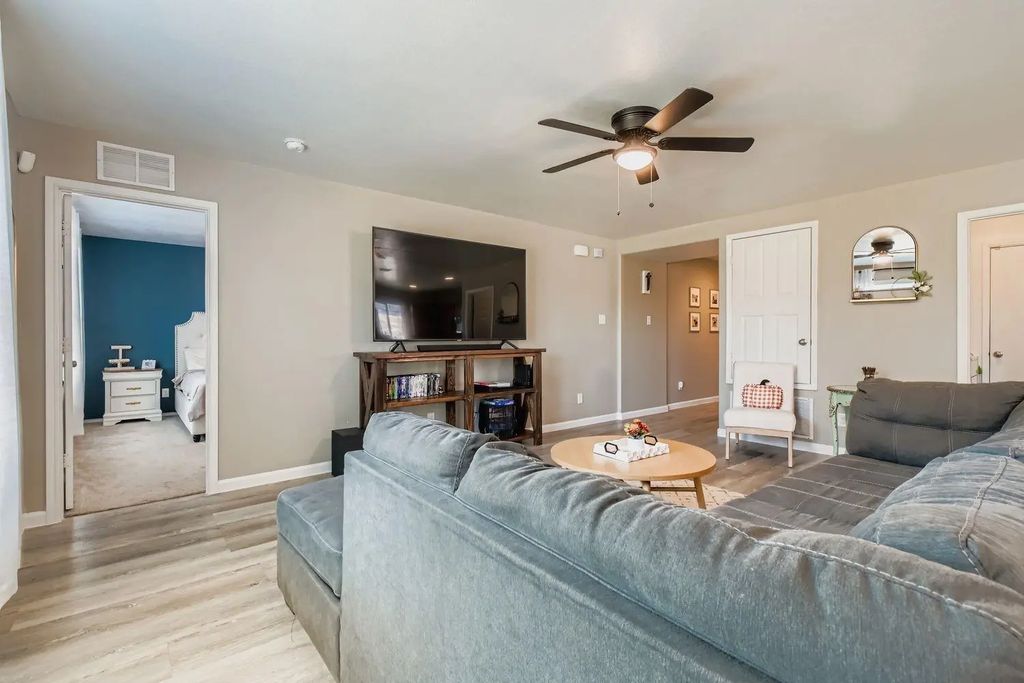 1713 Abby Creek Drive, Little Elm