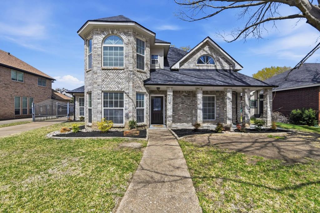 3426 Knob Oak Drive, Grapevine