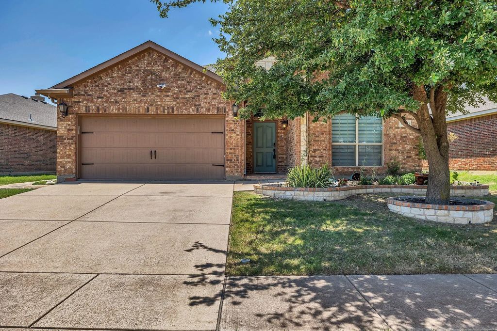 10901 Irish Glen Trail, Fort Worth