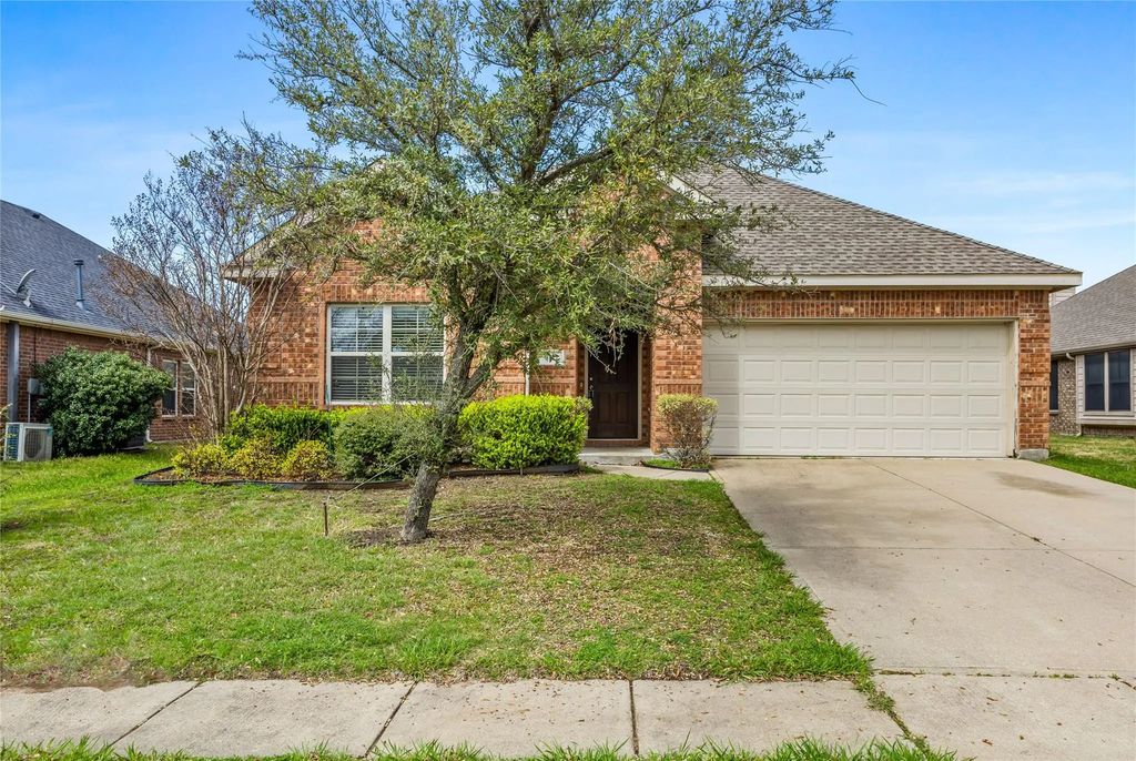 3112 Burwood Lane, Royse City