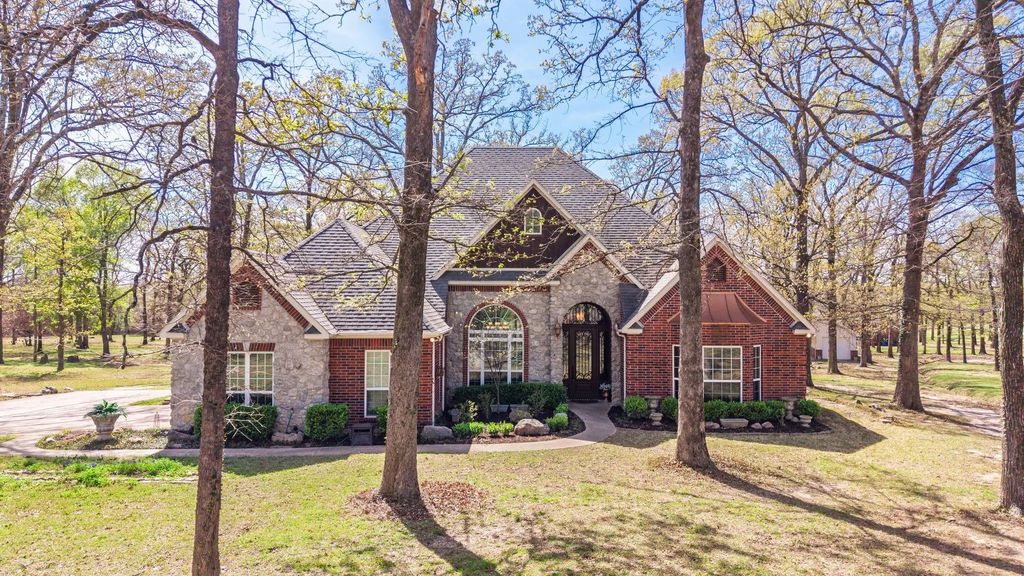 401 County Road 3640, Sulphur Springs