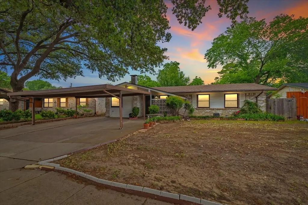 1845 Chevy Chase Drive, Carrollton