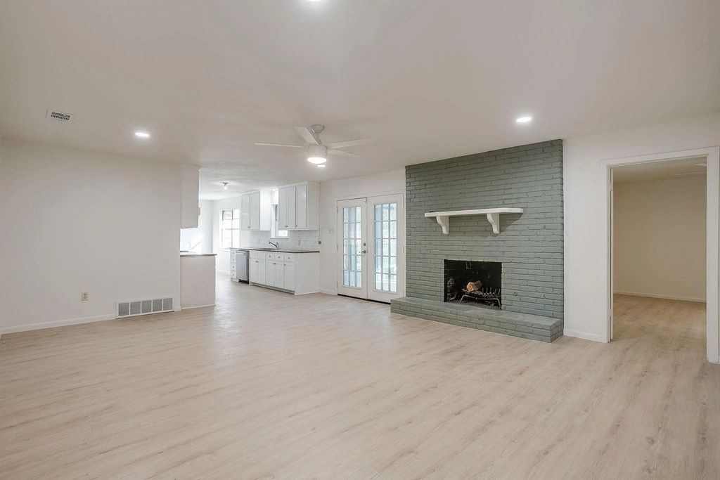 7325 Trimble Drive, Fort Worth