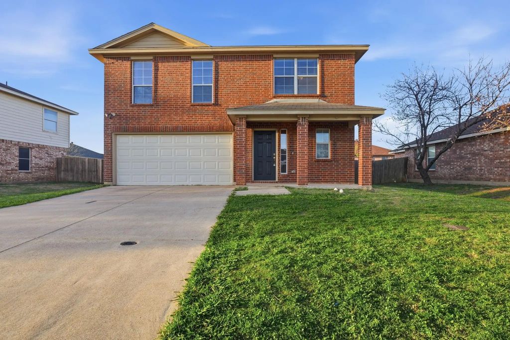 111 Maned Drive, Sanger