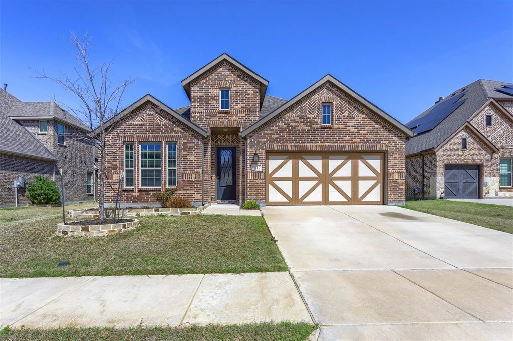 1112 Diamond Dove Drive, Little Elm