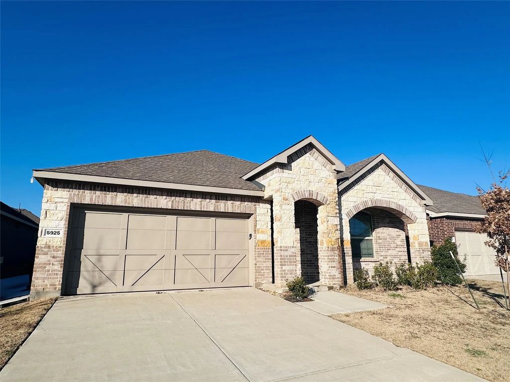 5925 Pensby Drive, Celina