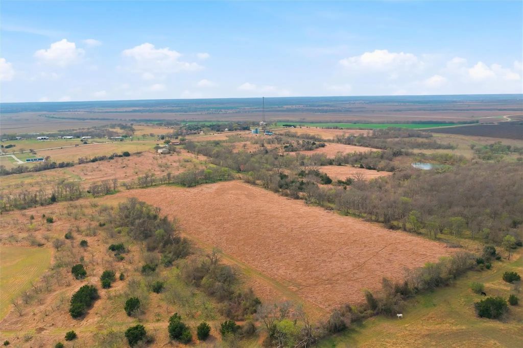 8212 Eddy Gatesville Parkway, Moody