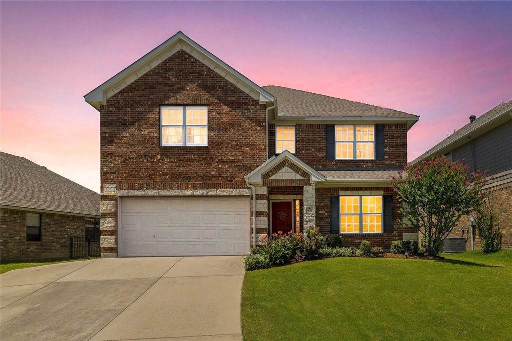 2904 Shoreline Drive, Burleson