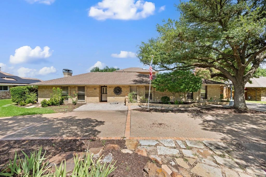 602 Horizon Drive, Murphy